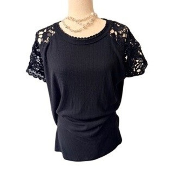 Tops - Torrid Black Top with Crochet Laced Sleeves‎ Size 1 (14/16)